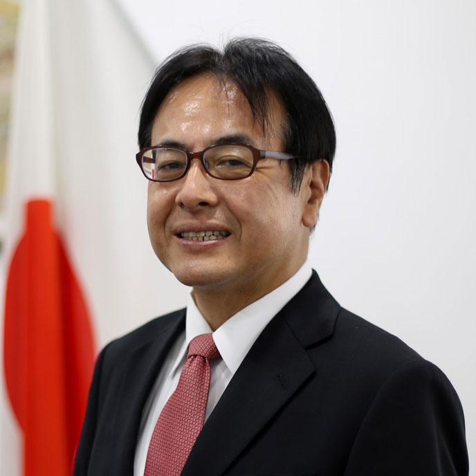 H.E. MIZUKOSHI Hideaki